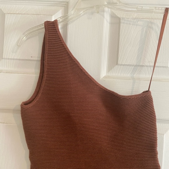 NWOT Abercrombie one-shoulder bodysuit - Picture 2 of 3